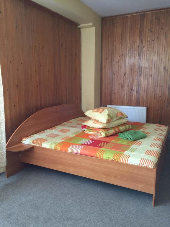 Motelis Jonuciai Garliava Habitación foto